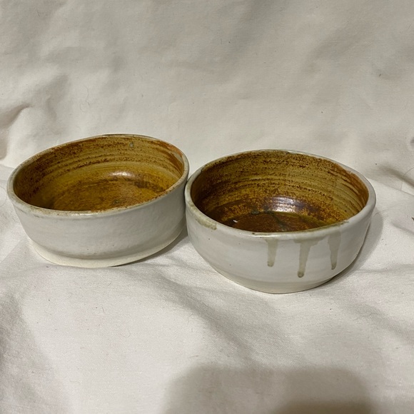 2 Hand Crafted Studio Tan Glazed Pottery Bowles Signed - Picture 2 of 15